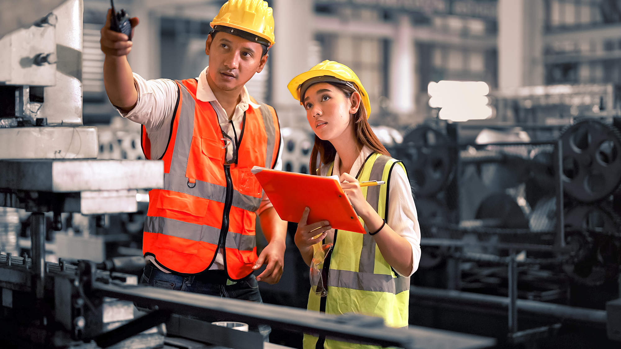 Five ways to improve visibility in industrial worksite
